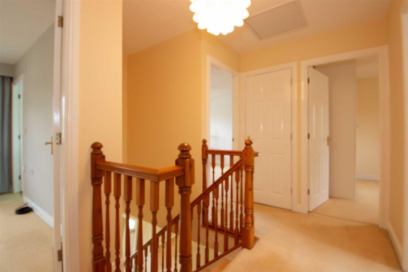 Carisbrooke Way, Kingsmead, Milton Keynes